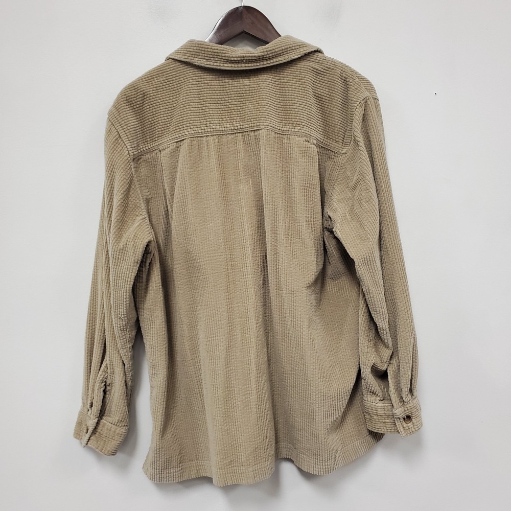 LL Bean Womens Button‎ Up Corduroy Wide Wale Shirt Size L Light Brown Pocket - Picture 2 of 8
